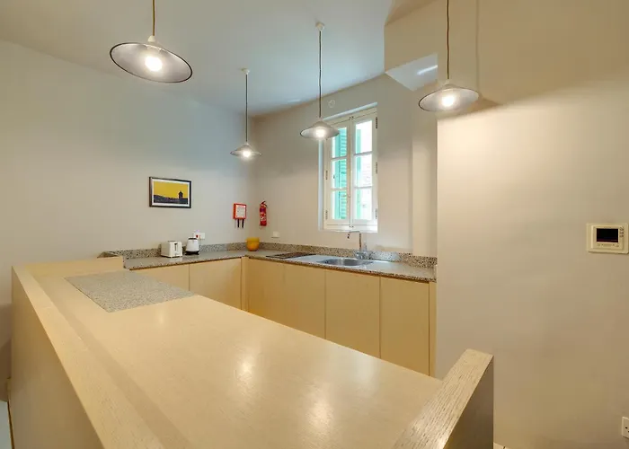 Tranquil 2 Bedroom In The Heart Of *