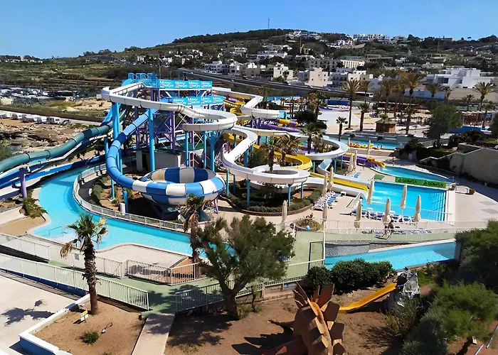 Tranquil 2 Bedroom In The Heart Of Apartment