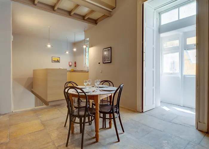 Apartment Tranquil 2 Bedroom In The Heart Of *